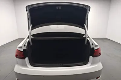 Audi A3 2020, 64400 км, за 11788 USD - фото 22