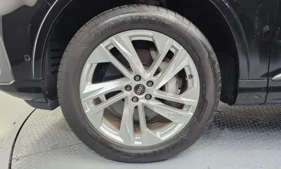 Audi Q7 2022, 5237 км, за 47241.49 USD