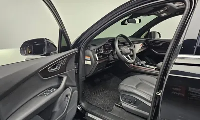 Audi Q7 2022, 5237 км, за 47241.49 USD - фото 10