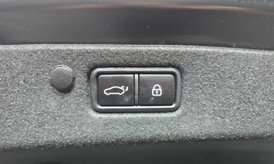 Hyundai Grandeur 2022, 62680 км, за 16082.45 USD - фото 20