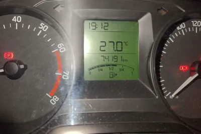 Skoda Fabia 2015, 74200 км, за 4369 USD - фото 9