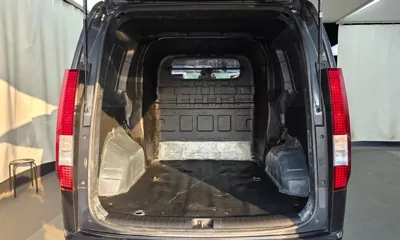Hyundai Staria 2022, 187687 км, за 11230.84 USD - фото 20
