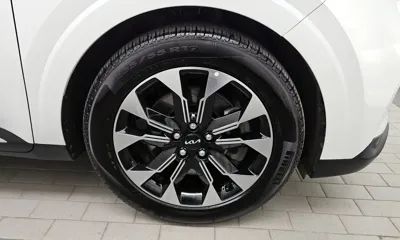 Kia Canival 2023, 48374 км, за 19867.53 USD