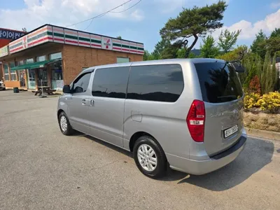 Hyundai Starex 2019, 70095 км, за 8861.76 USD