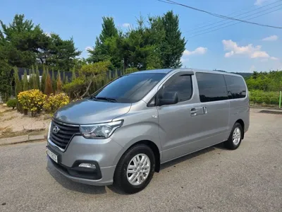 Hyundai Starex 2019, 70095 км, за 8861.76 USD