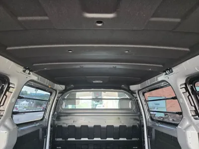 Hyundai Starex 2019, 70095 км, за 8861.76 USD - фото 18