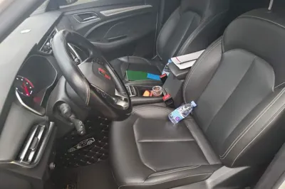 Roewe RX3 2018, 68400 км, за 4684 USD - фото 15