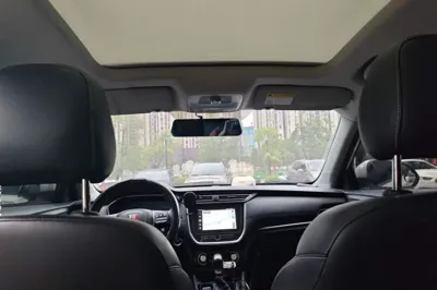 Roewe RX3 2018, 68400 км, за 4684 USD - фото 18