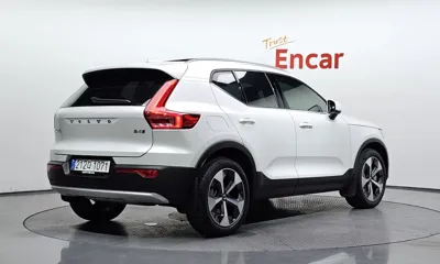 Volvo XC40 2025, 15602 км, за 28291.93 USD