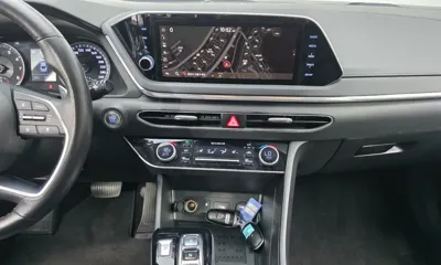 Hyundai Sonata 2020, 125036 км, за 9432.74 USD - фото 14