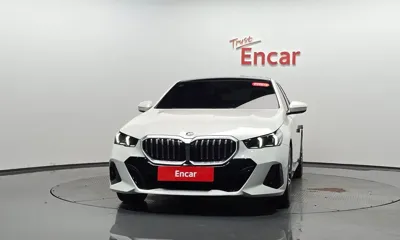 BMW 5-Series 2024, 27059 км, за 37127.06 USD