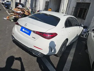 Mercedes-Benz C-Class 2024, 31800 км, за 25637.6 USD