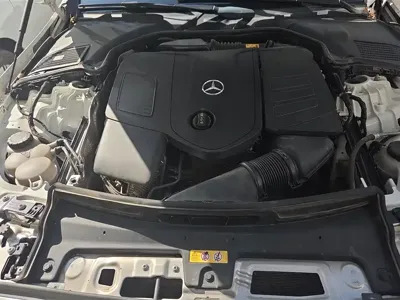 Mercedes-Benz C-Class 2024, 31800 км, за 25637.6 USD - фото 10