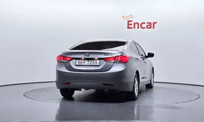 Hyundai Avante 2012, 165377 км, за 2384.1 USD