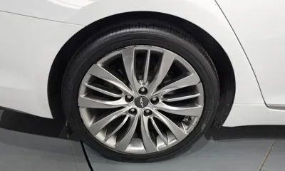 Hyundai Genesis 2016, 170767 км, за 4463.7 USD
