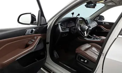 BMW X7 2021, 60518 км, за 49921.16 USD - фото 10