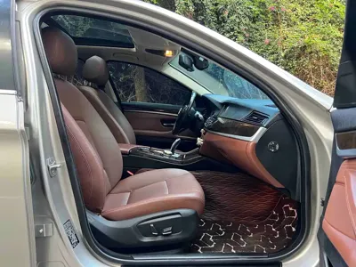 BMW 5 Series 2016, 130000 км, за 10284.51 USD - фото 8