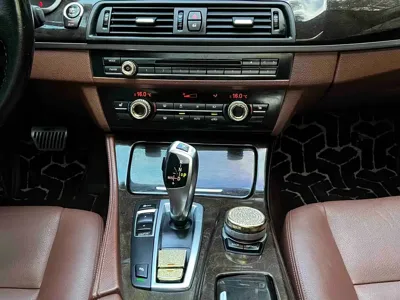 BMW 5 Series 2016, 130000 км, за 10284.51 USD - фото 13