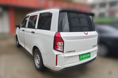 Wuling Hongguang Plus 2020, 20000 км, за 9726 USD