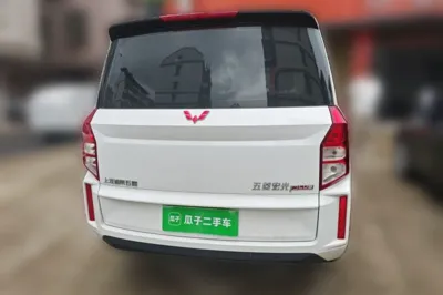 Wuling Hongguang Plus 2020, 20000 км, за 9726 USD