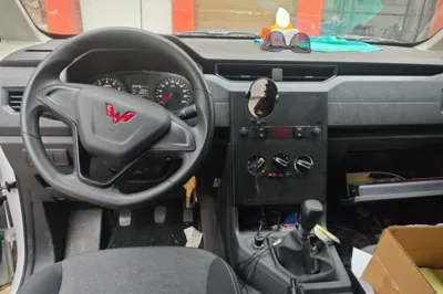 Wuling Hongguang Plus 2020, 20000 км, за 9726 USD - фото 9