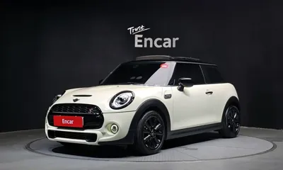 MINI Cooper · 2021 год