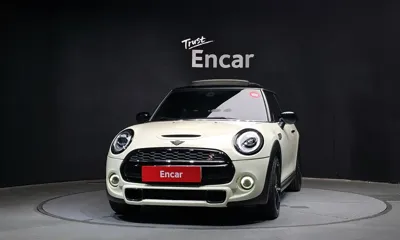 MINI Cooper 2021, 48464 км, за 12086.17 USD