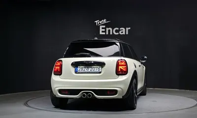 MINI Cooper 2021, 48464 км, за 12086.17 USD