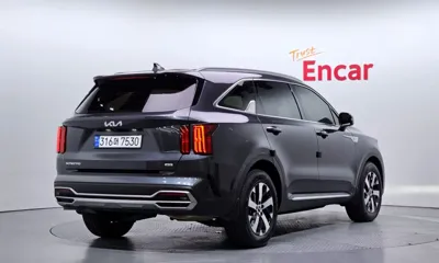Kia Sorento 2023, 44570 км, за 18006.88 USD