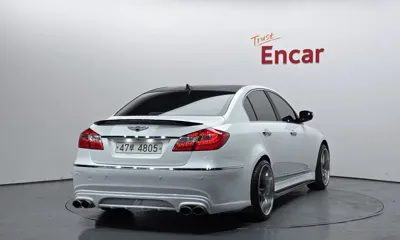 Hyundai Genesis 2009, 224868 км, за 4494.98 USD