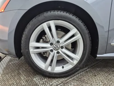 Volkswagen Passat 2013, 158332 км, за 2797.3 USD - фото 17