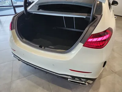 Mercedes-Benz C-Class 2025, 11156 км, за 32164.89 USD - фото 10