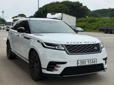 Land Rover Range Rover Velar 2018, 73664 км, за 20940 USD