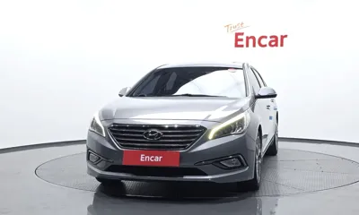 Hyundai Sonata 2016, 118036 км, за 7149.37 USD