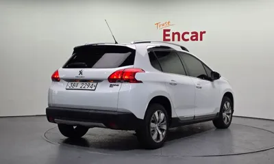 Peugeot 2008 2015, 90482 км, за 3245.03 USD