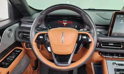 Lincoln Aviator 2020, 78925 км, за 22778 USD - фото 12