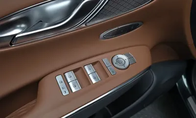 Genesis GV70 2022, 45279 км, за 25500.93 USD - фото 28