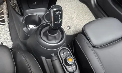 MINI Cooper 2022, 15567 км, за 16856.17 USD - фото 9