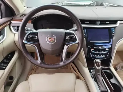 Cadillac XTS 2016, 118000 км, за 7141.86 USD