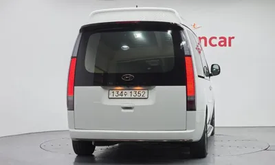 Hyundai Staria 2023, 29752 км, за 32438.39 USD