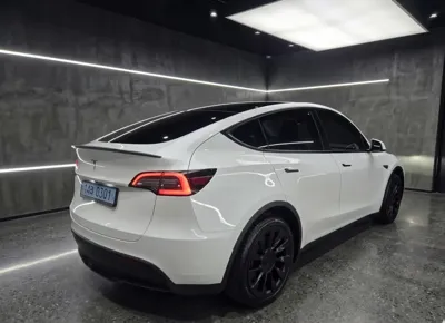 Tesla Model Y 2024, 25500 км, за 21192.22 USD - фото 9