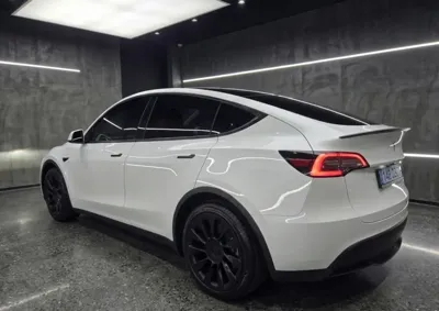 Tesla Model Y 2024, 25500 км, за 21192.22 USD - фото 13