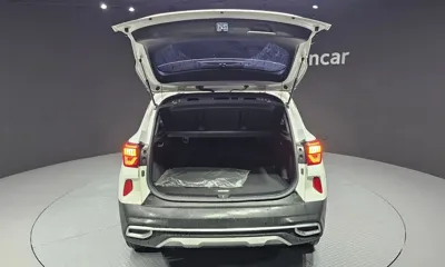 Kia Seltos 2023, 61083 км, за 12046.62 USD - фото 20
