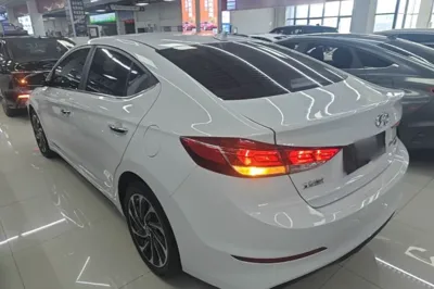 Hyundai Elantra (6th Generation 2020, 115200 км, за 8623 USD