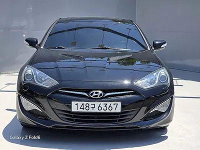 Hyundai Genesis 2014, 142859 км, за 8328.93 USD