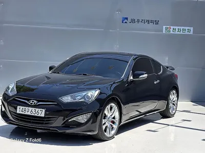 Hyundai Genesis 2014, 142859 км, за 8328.93 USD