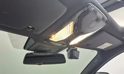 BMW 3-Series 2024, 11799 км, за 28226.34 USD - фото 32