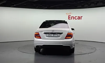 Mercedes-Benz C-Class 2012, 94984 км, за 4138.2 USD