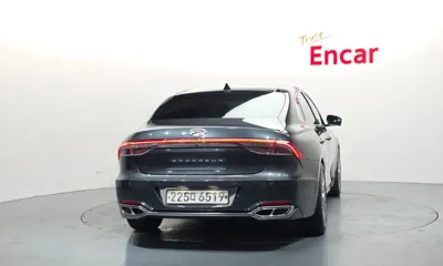 Hyundai Grandeur 2020, 82221 км, за 16121.69 USD