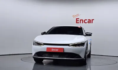Kia EV6 2022, 82982 км, за 29253.06 USD